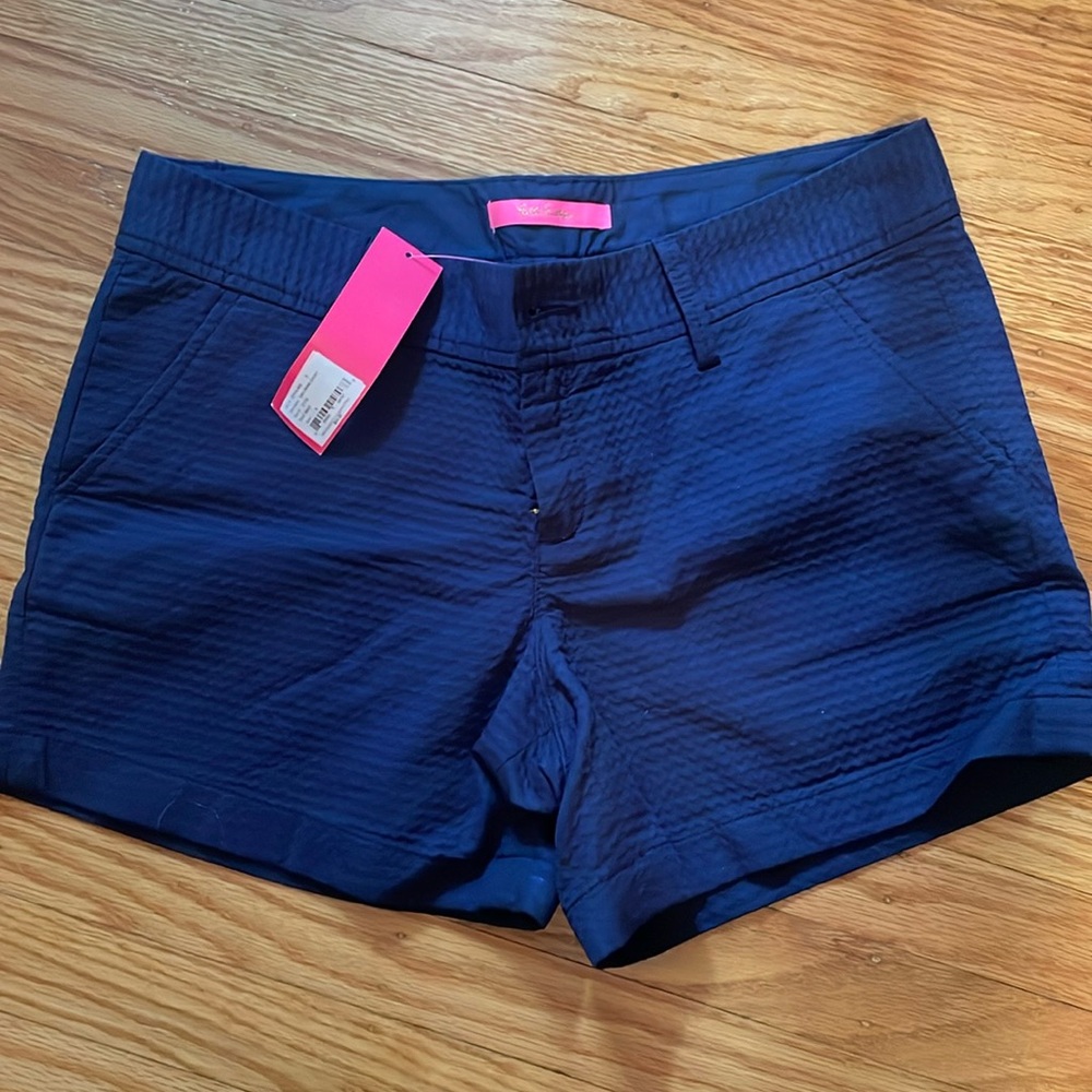 Lilly Pulitzer Callahan short / size 8 / true navy